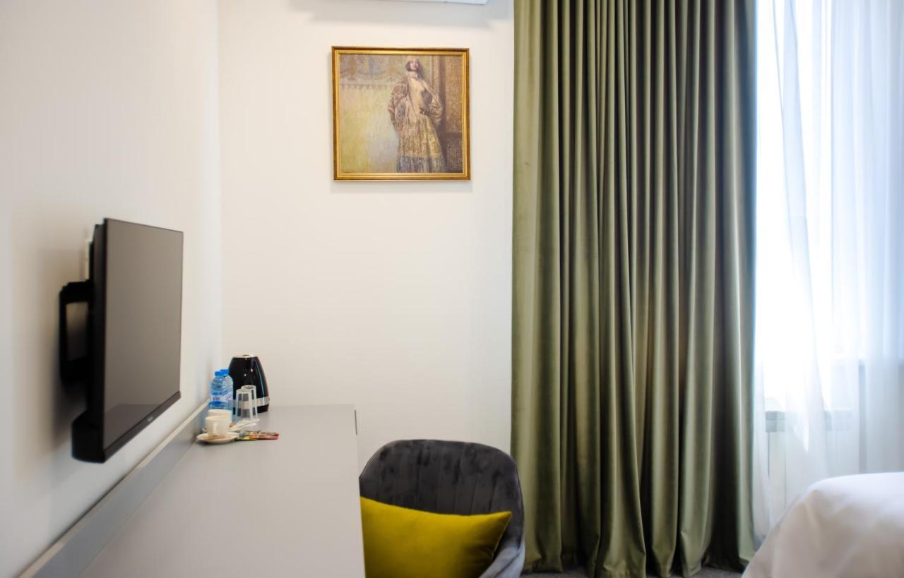 Aurora Hotel By Benefice Erywań Zewnętrze zdjęcie